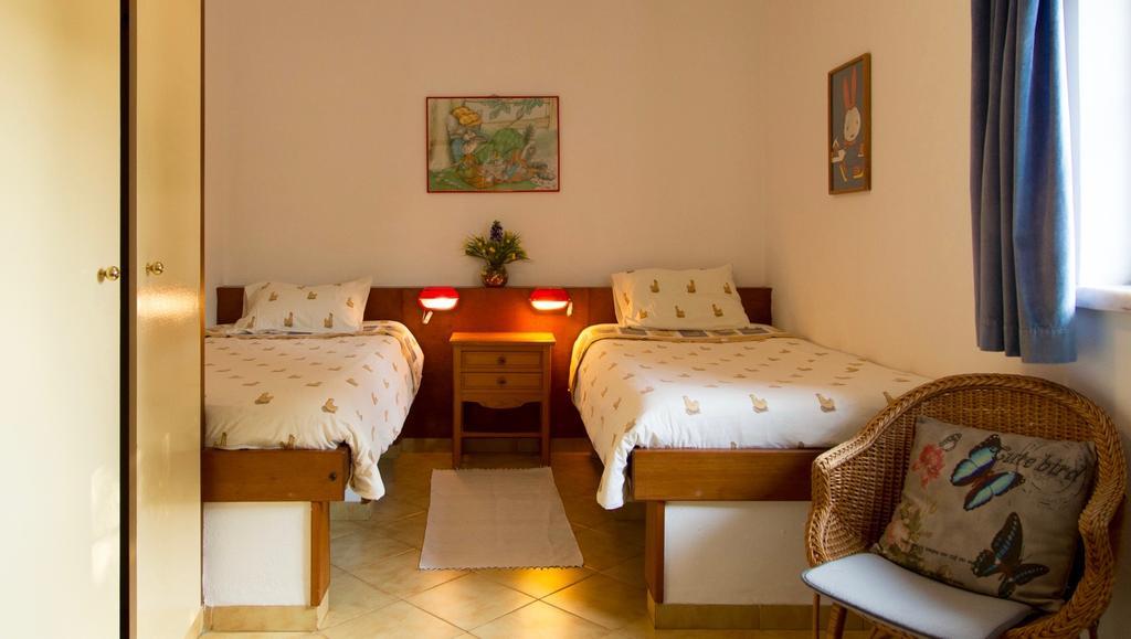Villa Markadia à Odivelas  Extérieur photo